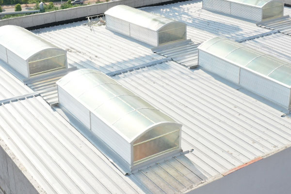  	圆拱型电动采光排烟天窗